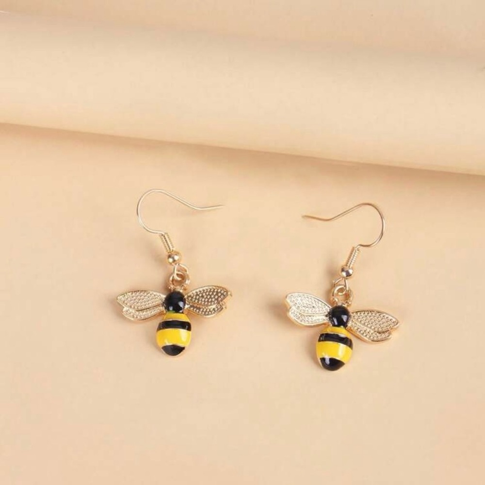 Brand New Bumblebee Dangle Earrings - Picture 7 of 16